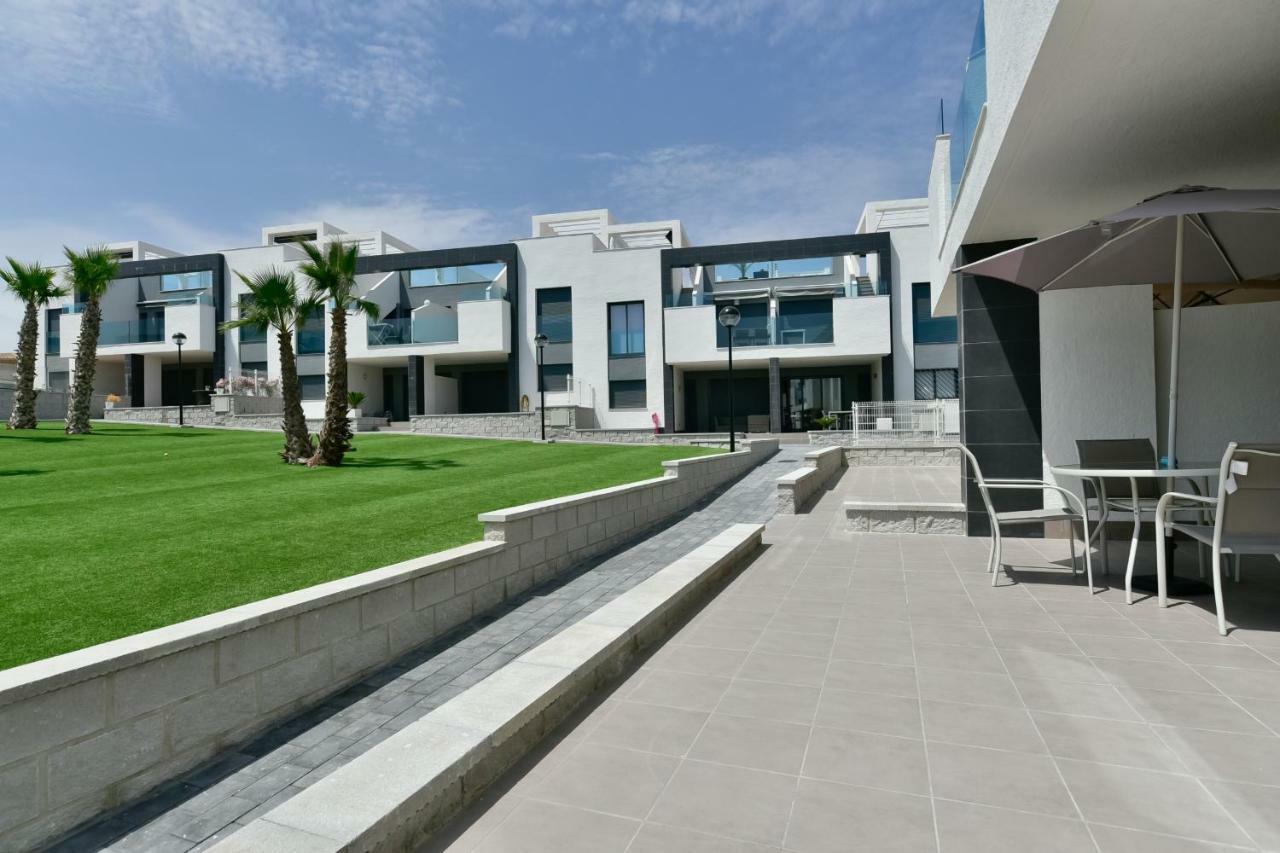 טורבייחה Oasis Beach IX מראה חיצוני תמונה