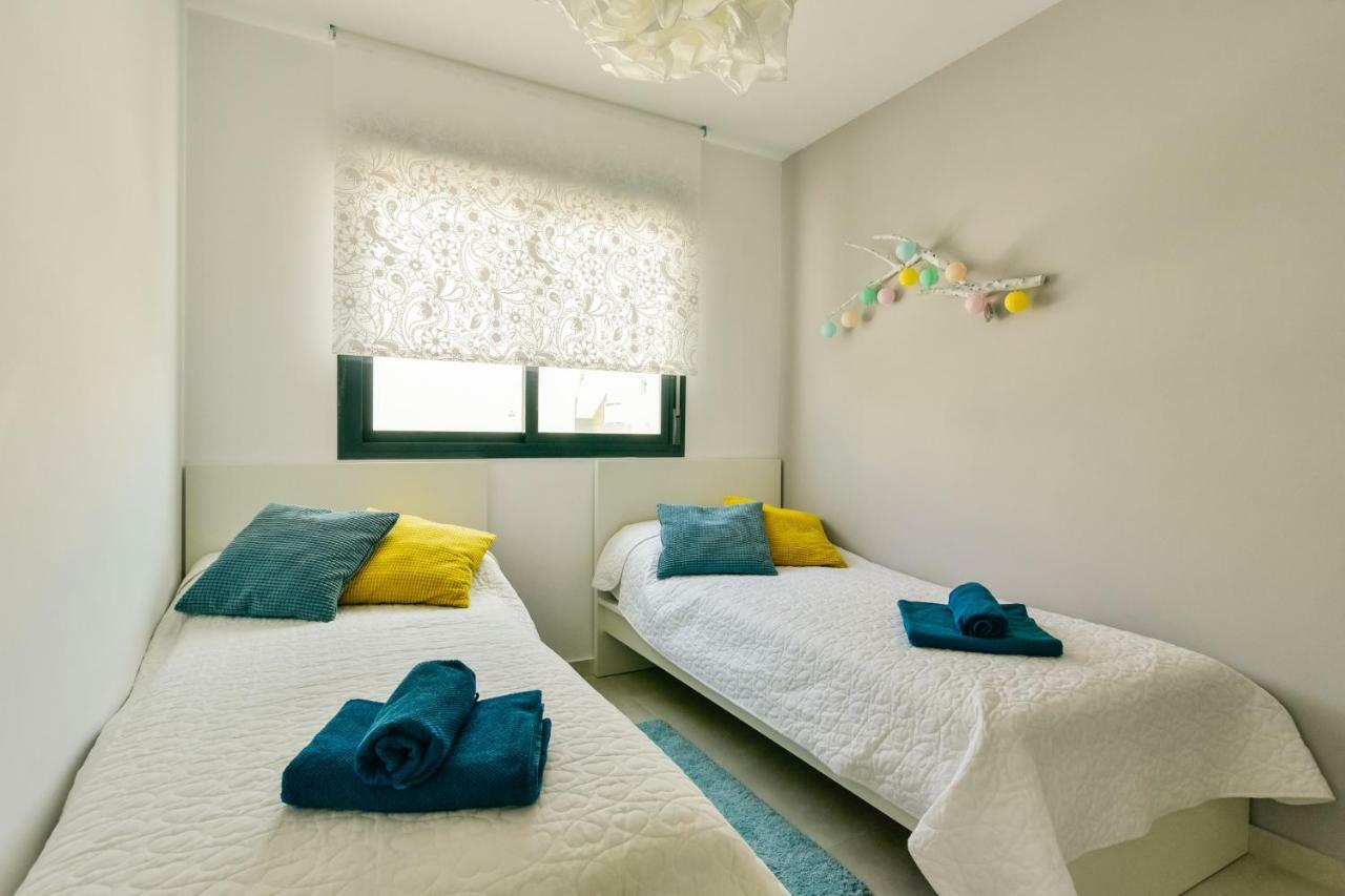טורבייחה Oasis Beach IX מראה חיצוני תמונה